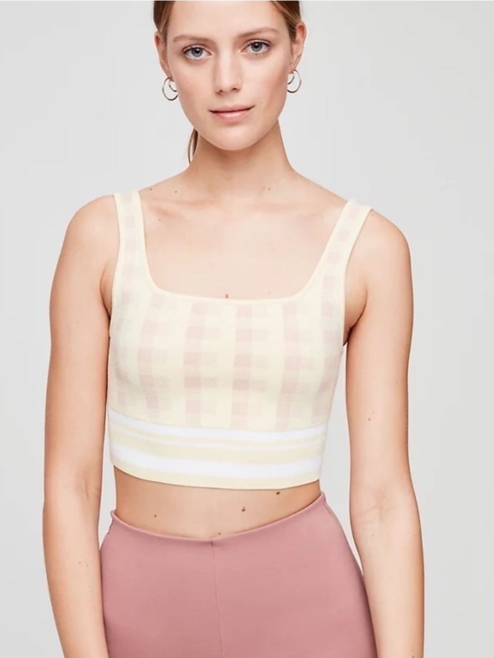 ARITZIA Babaton Sculpt Knit Tank Crop Top Lemongrass Yellow Pink Small 73122